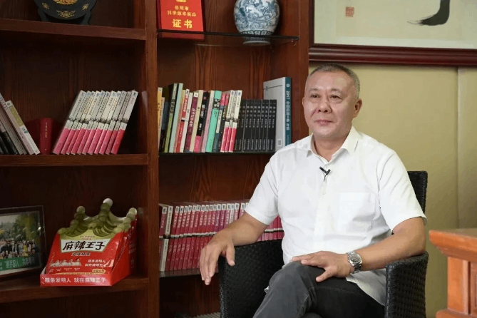 疯狂上热搜，麻辣王子的逆袭之路有多野？